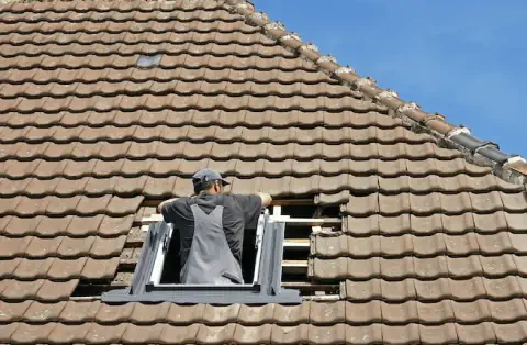 Pose de velux - Hénonville